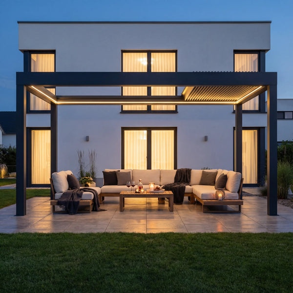 SkyPergola SkyInfinity Pro Aluminium-Pergola 3x5m Anthrazit mit LED-Beleuchtung, Terrasse am Abend